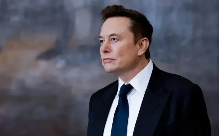 Nhiều giám đốc rời bỏ tỷ phú Elon Musk sau 120 ngày làm việc căng thẳng