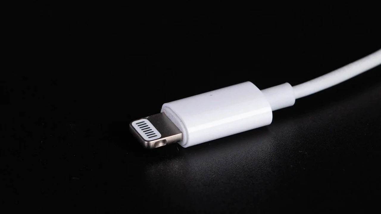 3 cách tận dụng cáp Lightning cũ giúp giảm rác công nghệ 