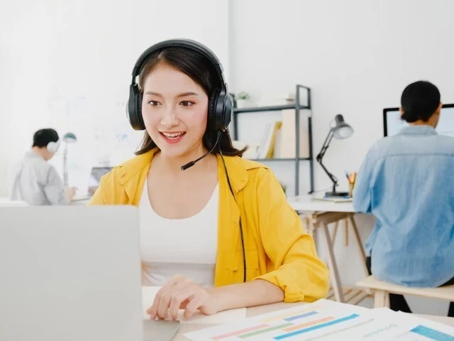 10 nghề ở Việt Nam có thể bị AI "xóa sổ" trong những năm tới, ngành đầu tiên gây bất ngờ, người trẻ ra trường khó xin việc