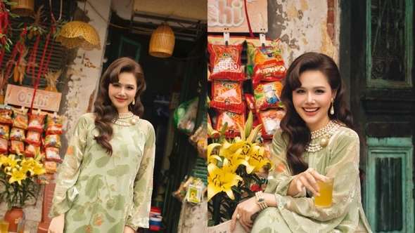 Phanh Lee khoe nhan sắc dịu dàng, khí chất quý cô Hà thành