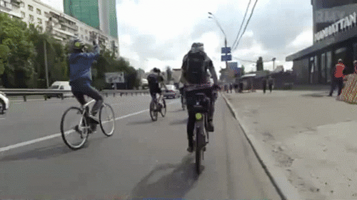 Mải mê sống ảo và cái kết tái tê.