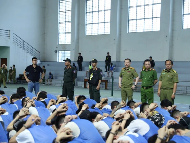 Hình ảnh Công an bắt giữ 155 đối tượng tại Đặc khu Tam Giác Vàng