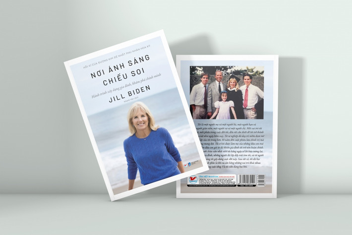 “Nơi ánh sách chiếu soi” thực sự là câu chuyện chân thành, hấp dẫn về cách Jill Biden đã xây dựng gia đình và sự nghiệp của riêng mình.