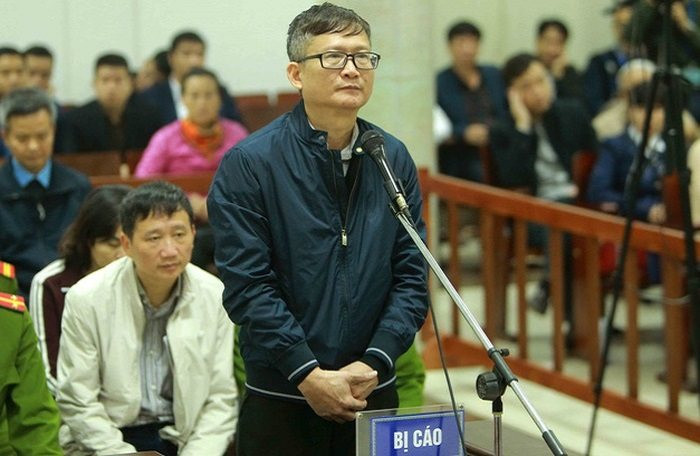 Nhân nói tới phiên tòa PVP Land, người em trai của ông Đinh La Thăng là Đinh Mạnh Thắng – cựu chủ tịch HĐQT Công ty CP đầu tư và thương mại Dầu khí Sông Đà cũng bị tuyên phạt 9 năm tù. Nguồn ảnh: Vietnamfinance