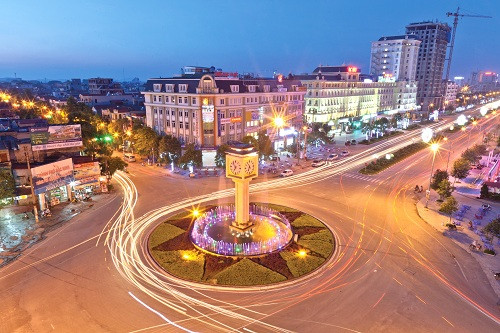Hiện Bắc Ninh đã trở thành tỉnh công nghiệp với 16 khu công nghiệp và là điểm đến hấp dẫn của nhiều nhà đầu tư trong đó có nhiều tập đoàn hàng đầu thế giới như Samsung, Canon, Microsoft… và trở thành trung tâm công nghiệp điện tử của cả nước.