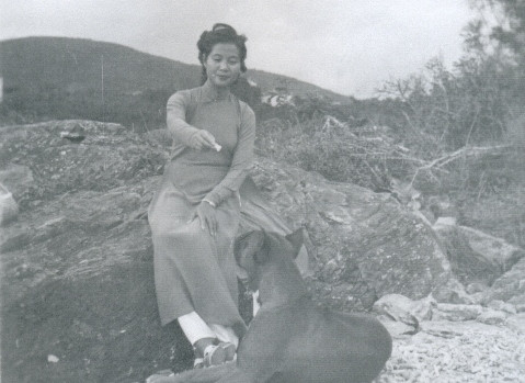 Năm 1949, bà Mộng Điệp bà theo chân Bảo Đại lên Đà Lạt, rồi lên Buôn Mê Thuột để giúp tổ chức đời sống cho cựu hoàng.