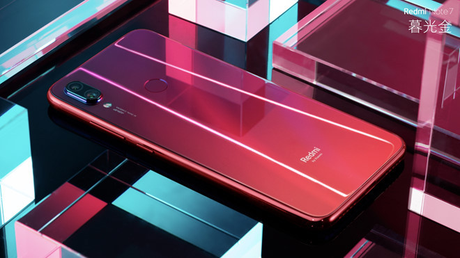 Máy có giá khởi điểm từ 150 USD cho phiên bản 3 GB RAM, 32 GB bộ nhớ trong, 177 USD cho bản 4 GB RAM, 32 GB bộ nhớ và 200 USD cho bản 6 GB RAM, 64 GB bộ nhớ trong. Redmi Note 7 hứa hẹn sẽ khiến phân khúc smartphone giá rẻ trở nên sôi động hơn.