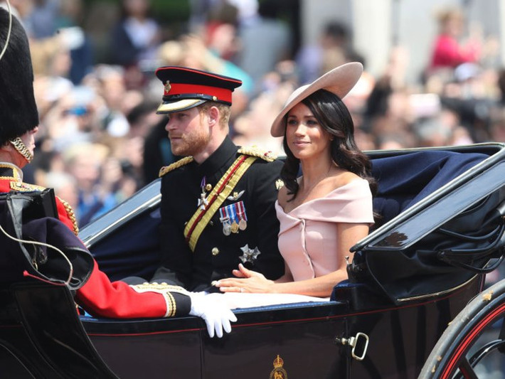 Markle xuất hiện tại sự kiện Trooping the Color vào ngày 9 tháng 6.