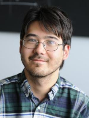 Christopher Hirata (IQ: 225)Hirata là thần đồng người Mỹ sinh năm 1982. 16 tuổi bắt đầu làm việc cho NASA. 22 tuổi có bằng tiến sỹ thiên văn học.