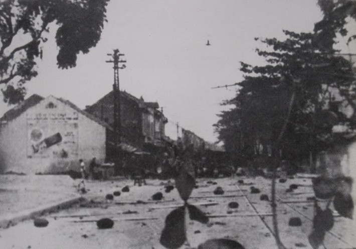 Phố Huế.
