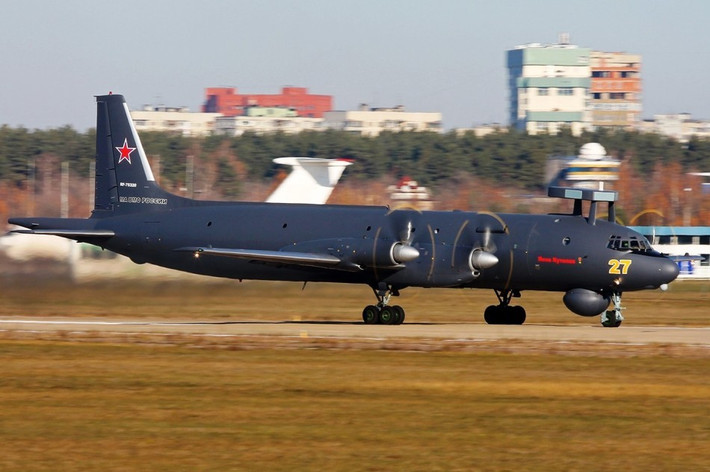 Il-38N là phiên bản nâng cấp sâu rộng khắc phục mọi điểm yếu của dòng máy bay tuần tra chống ngầm Il-38 đang trang bị cho Hải quân Nga sử dụng. Ngoài khả năng chống ngầm, máy bay săn ngầm Il-38N được cho là có khả năng tấn công hạm tàu mặt nước tương tự như P-3C Orion và P-8 Poseidon.