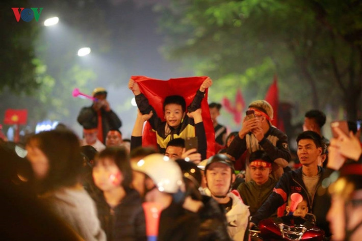 ĐT Việt Nam giành vé vào bán kết AFF Cup 2018 một cách thuyết phục, khiến NHM cực kỳ hài lòng.