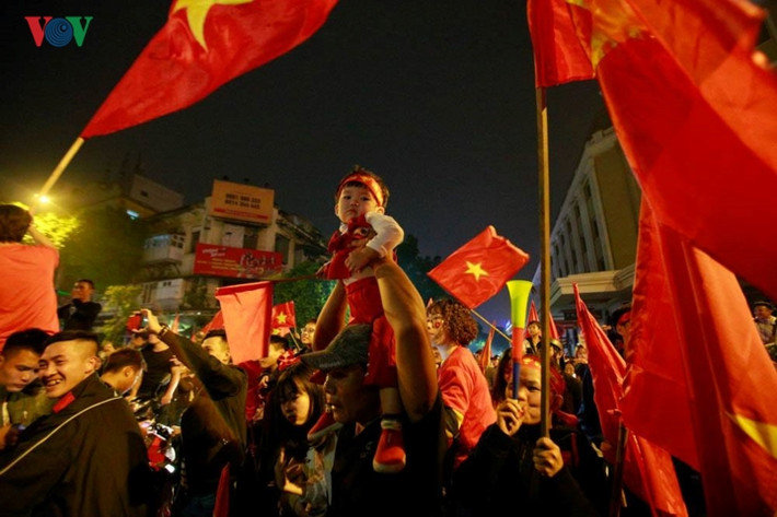 ...lan tới khu vực trung tâm Thủ đô Hà Nội.