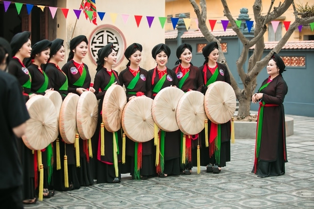 Dân ca Quan họ đã được UNESCO công nhận và vinh danh là di sản văn hóa phi vật thể đại diện của nhân loại ngày 30/9/2009.