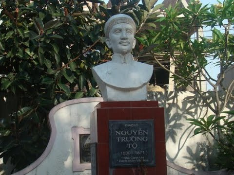 Năm 20 tuổi, Nguyễn Trường Tộ sang Pháp, Italya, Hồng Kông học hỏi và tiếp xúc với những nền văn minh lớn, ông có điều kiện mở rộng kiến thức và văn hóa.