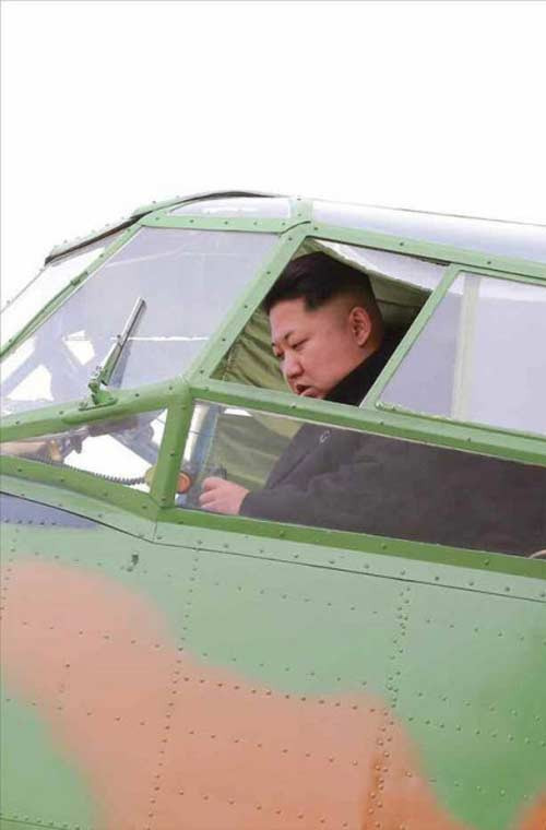 Không rõ chiếc An-2 này do Triều Tiên sản xuất hay là nâng cấp dựa trên khung gầm có sẵn. An-2 là máy bay vận tải hạng nhẹ huyền thoại do Liên Xô chế tạo từ cách đây hơn nửa thế kỷ.