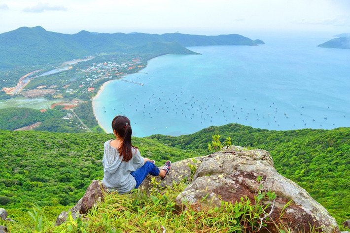 Ngoài huyện Côn Đảo, tỉnh Bà Rịa - Vũng Tàu còn có TP Bà Rịa (tỉnh lỵ) và TP Vũng Tàu, thị xã Phú Mỹ, cùng 4 huyện: Châu Đức, Đất Đỏ, Long Điền, Xuyên Mộc. Ảnh: Đoàn Khánh.