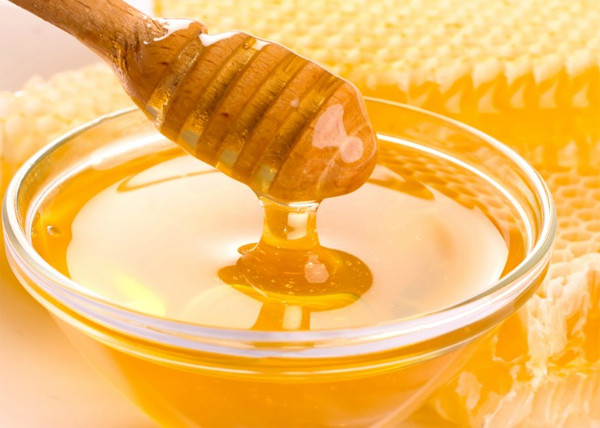 Lưu ý, nên chọn mật ong hữu cơ kết hợp hương vị bạn thích để đạt được kết quả như mong đợi.