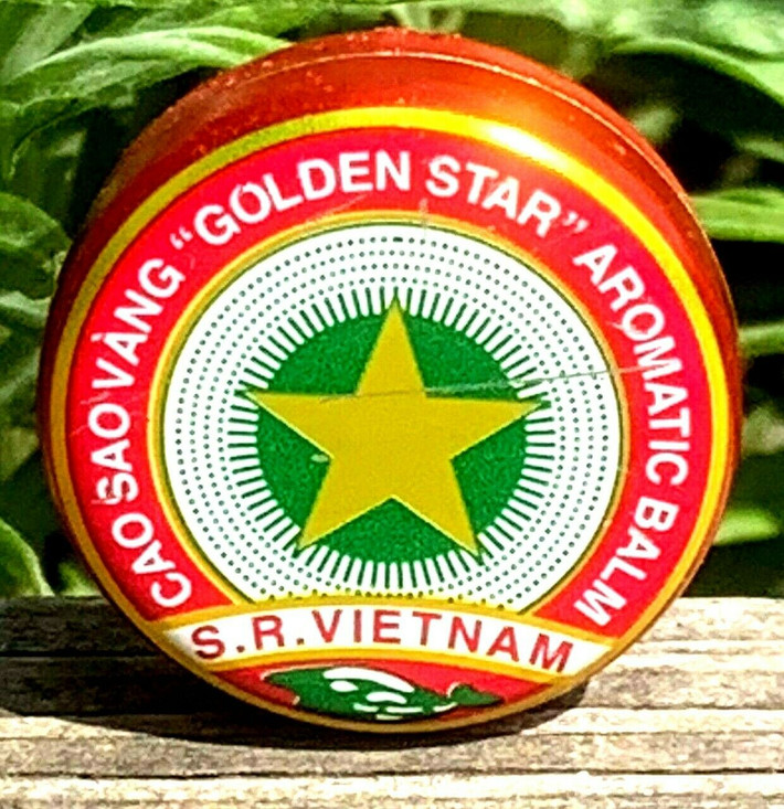 Tác dụng không mong muốn: Cao Sao Vàng có thành phần từ thảo dược thiên nhiên. Chưa có báo cáo về tác dụng không mong muốn gặp phải khi sử dụng. Chưa có báo cáo về tương tác gặp phải khi sử dụng cao Sao Vàng. Nếu bạn thấy có dấu hiệu bất thường khi dùng sản phẩm, hãy thông báo ngay lại cho dược sĩ, bác sĩ.