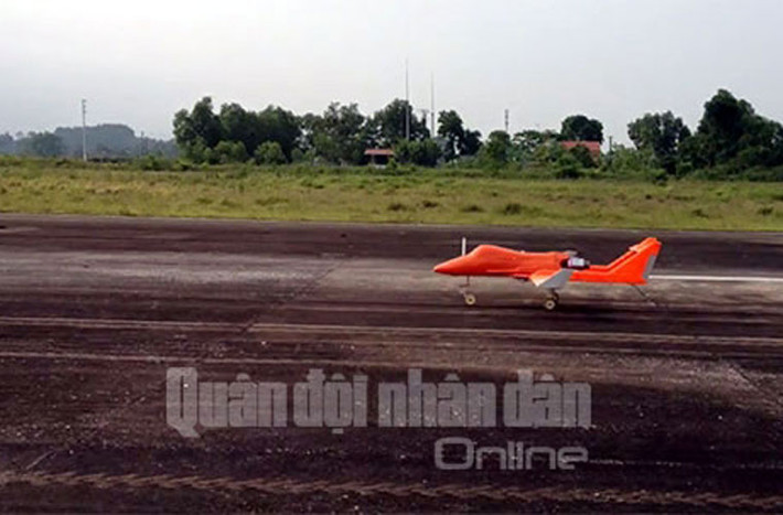 Đại úy phi công Nguyễn Văn Hải, người trực tiếp điều khiển hỏa lực trong chuyến bay thử nghiệm đã khẳng định, máy bay Su-30MK2 đã phát hiện được UAV-02 như một chiếc máy bay tiêm kích, radar đã khóa được mục tiêu. Căn cứ vào kết quả giải mã khách quan sau chuyến bay, các chuyên gia vũ khí hàng không đã khẳng định UAV-02 đủ điều kiện làm mục tiêu cho Su-30MK2 huấn luyện chặn kích.