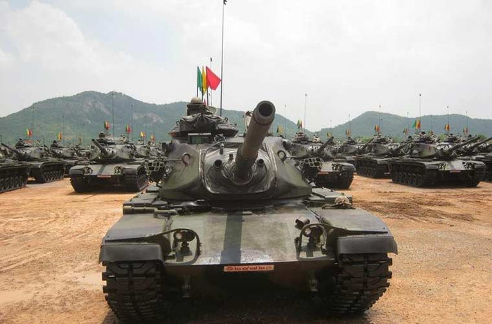 Hiện nay, Lục quân Hoàng gia Thái Lan có trong biên chế 125 xe tăng M60A3 và 53 chiếc M60A1 mua lại từ kho hàng dự trữ của Mỹ. Trước khi có T-84 Oplot thì M60A3 là mẫu tăng hiện đại nhất của Quân đội Thái Lan.