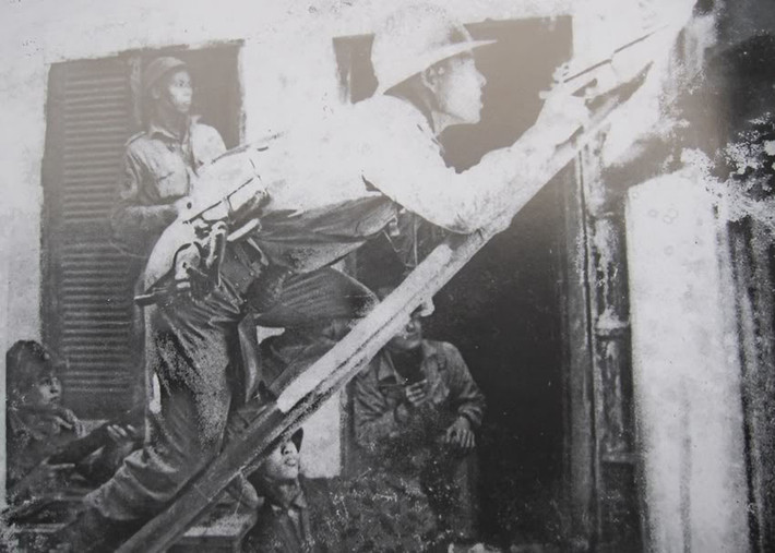 Phố Hàng Đường.