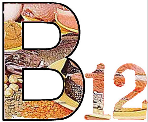 Cơ thể thiếu vitamin B12. Vitamin B12 khi đi vào cơ thể có tác dụng làm tăng nồng độ oxy trong máu, giúp máu lưu thông rộng khắp. Việc thiếu hụt vitamin B12, lượng hồng cầu trong máu thấp dễ dẫn đến tình trạng lạnh tay chân. Tốt nhất, nên ăn thịt nạc, cá, sữa hợp lý trong các bữa ăn hàng ngày để cải thiện sức khỏe.