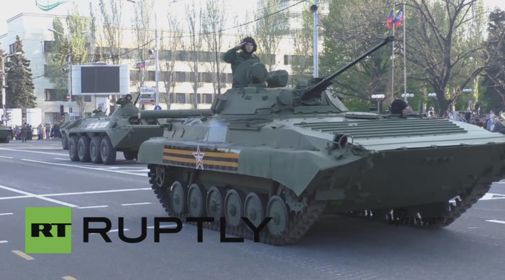 Xe chiến đấu bộ binh BMP-2.