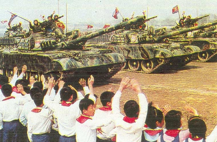 Biến thể xe tăng Chonma-ho III được nâng cấp từ Chonma-ho II với pháo chính bọc ốp lót cách nhiệt, có thêm váy giáp quanh xích, bổ sung giáp phản ứng nổ ERA trên thân và tháp pháo, bổ sung kính ngắm đêm cho kíp lái.