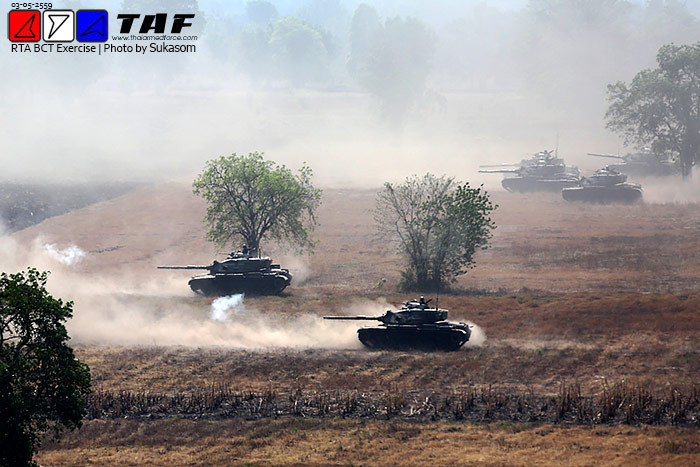 Trong ảnh đội hình xe tăng Patton của Quân đội Thái Lan đang hành tiến.