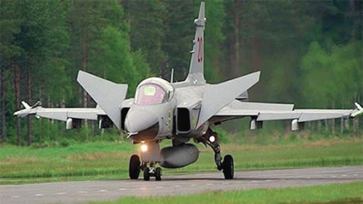 Được phát triển trên cơ sở phiên bản C và D, JAS-39 Gripen E được các chuyên gia đánh giá là mẫu máy bay hạng nhẹ hàng đầu thế giới hiện nay.