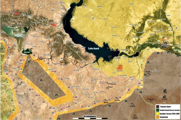 Sau khi hội quân ngày 30/6, Lực lượng Mãnh hổ tinh nhuệ của Quân đội Syria (SAA) và Sư đoàn 30 của Lực lượng Vệ binh Cộng hòa đã tấn công lên phía bắc đường cao tốc Raqqa-Ithriya, vây chặt phiến quân IS ở vùng nông thôn phía nam Aleppo. Ảnh: Al-Masdar News