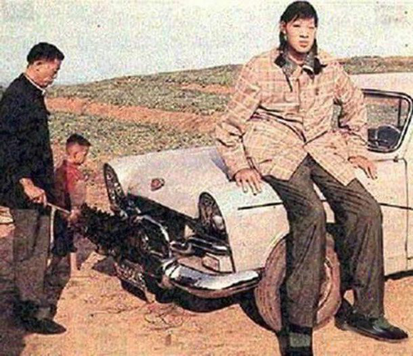Zeng Jinlian (1964-1982) cao 2,48 m và là người phụ nữ cao nhất mọi thời đại. Ảnh: yorkfeed