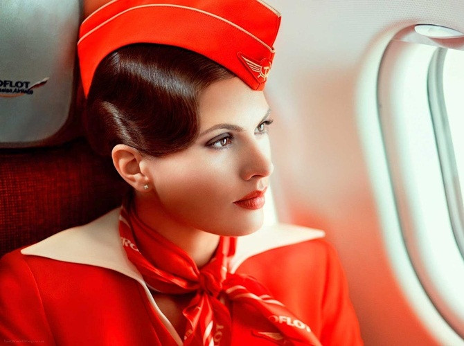 Vẻ đẹp kiêu sa của nữ tiếp viên hãng hàng không Nga.