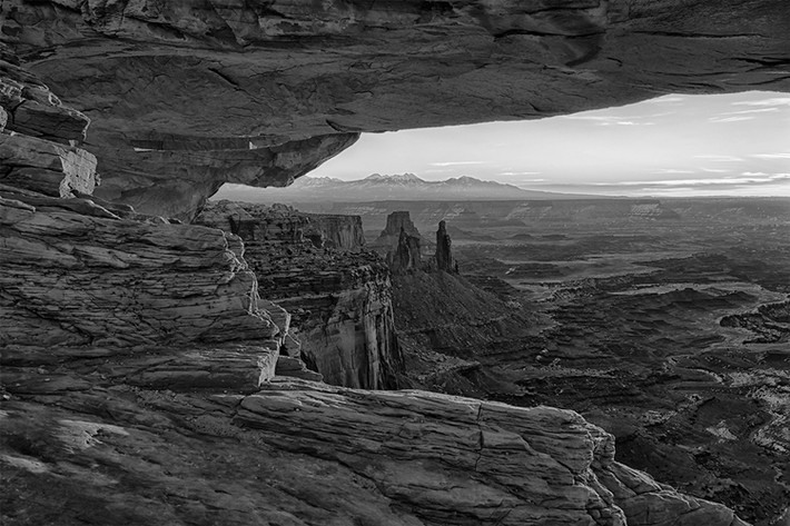 "Bình minh ở Cổng đá Mesa", Công viên Quốc gia Canyonlands,bang Utah.