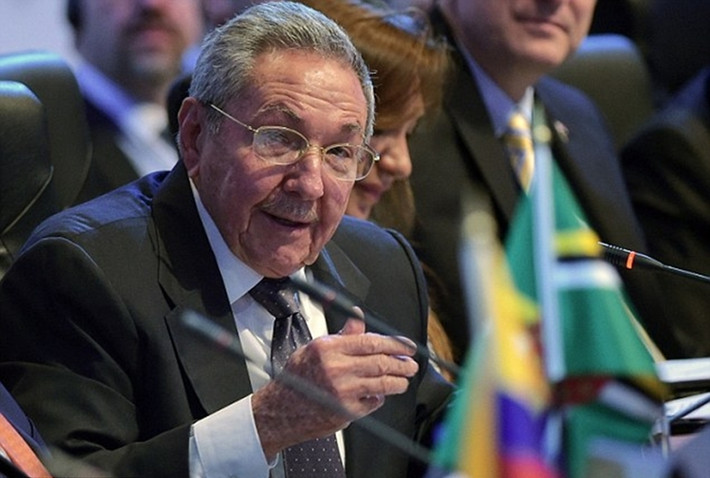 Chủ tịch Raul Castro đổ lỗi cho Mỹ về “giai đoạn lịch sử khó khăn” trong quan hệ song phương vừa qua, nhưng cũng nói rằng ông Obama là một người trung thực.