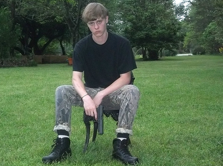 Nước Mỹ còn chưa thể yên bình khi những kẻ cuồng sát như Dylann Roof còn tự do sở hữu súng đạn.