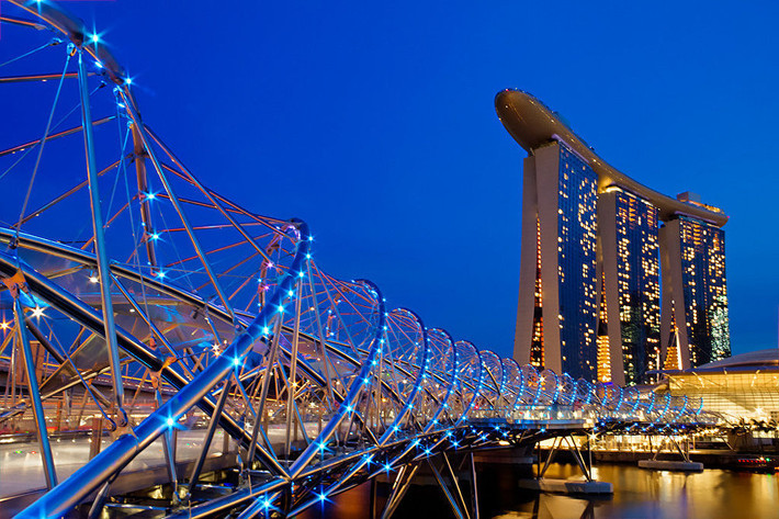 Cầu Helix Bridge ở Singapore.