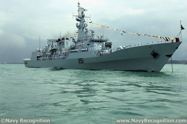 Tàu hộ vệ tên lửa PNS Zulfiquar của Hải quân Pakistan. Nguồn ảnh: Navy Recognition