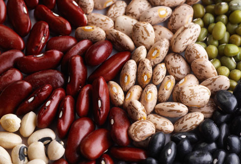 Chất xơ Khẩu phần ăn với lượng chất xơ cao giúp giảm thiểu lượng cholesterol và giữ cơ thể ổn định. Ngoài ra, chất xơ còn giúp giảm nguy cơ mắc bệnh tim, bệnh tiểu đường và một số loại bệnh ung thư.