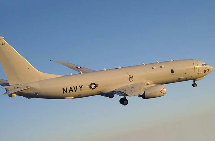 Máy bay săn ngầm P-8A Poseidon được thiết kế để thực hiện một loạt vai trò gồm: tác chiến chống tàu ngầm; chống tàu mặt nước; phong tỏa hàng hải và tình báo điện tử. Máy bay được phát triển dựa trên khung thân cơ sở máy bay chở khách Boeing 737-800ERX.