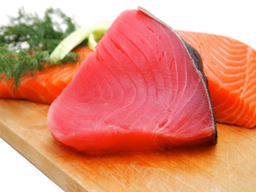 Cá ngừ chứa lượng lớn protein và lượng dầu thiết yếu giúp cơ thể vận hành tốt. Ăn cá ngừ thường xuyên được đánh giá là cách tốt nhất giúp tăng cường cân nặng mà không lo béo phì.