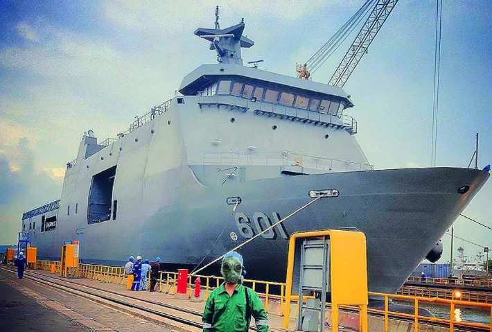 Theo nguồn tin Hải quân Philippines, tàu hải vận chiến lược (SSV) dài 123m khi đang rời căn cứ hải quân Romulo Espaldon ở Mindanao hôm 19/9 đã bị tàu chở dầu MT Tosca mang quốc tích Liberian húc vào khoảng 20h tối (giờ địa phương).