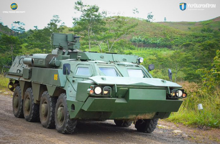 Thủy quân Lục chiến Indonesia đã đặt hàng tổng cộng 55 chiếc BTR-4M, hiện đã có 5 chiếc được bàn giao gồm 4 chiếc BTR-4M với tháp pháo BAU Parus và 1 chiếc BTR-4M lắp module tháp pháo RCWS. Nguồn ảnh: Ukroboronprom