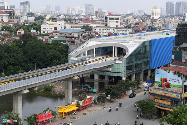Theo Thứ trưởng Bộ GTVT Nguyễn Ngọc Đông, dự án đang vướng mắc về khâu giải ngân số tiền hơn 250 triệu USD từ hiệp định bổ sung thêm vốn. Số kinh phí này bị chậm do các thủ tục pháp lý từ các bộ, ngành, Ngân hàng Xuất nhập khẩu Trung Quốc.