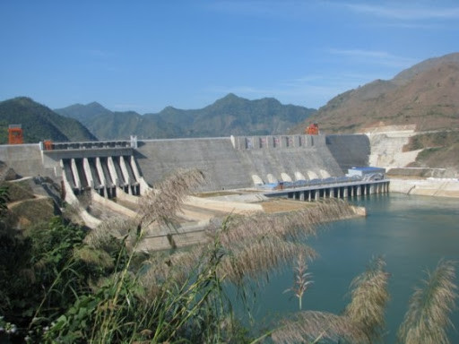 Đặc biệt, thủy điện Sơn La là công trình có khối lượng công việc vô cùng khủng khiếp.
