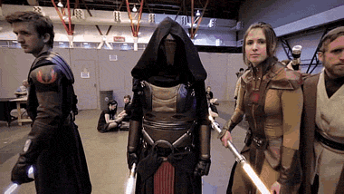 Cuộc chiến không cân sức.