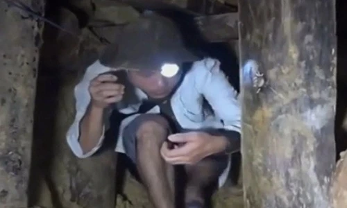 Vàng tặc khai thác tinh vi, mạng sống phu vàng bị coi rẻ