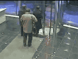 Sự cố bất ngờ.