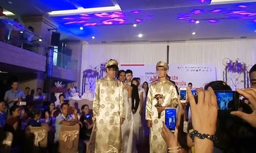 Đám cưới của 9 cặp đồng tính, chuyển giới ở Đà Nẵng